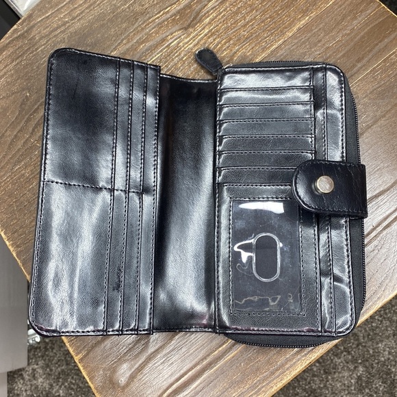 Genuine Leather Wallet - Picture 4 of 9